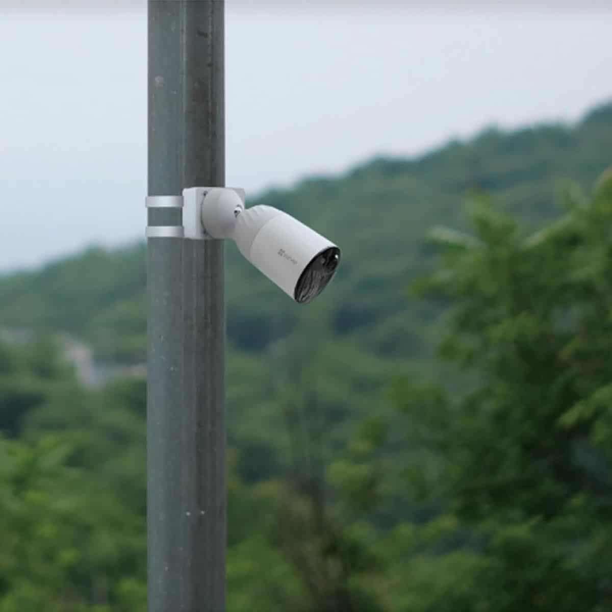 Soporte Poste Ezviz Para Cámaras Batería 67-127mm Universal